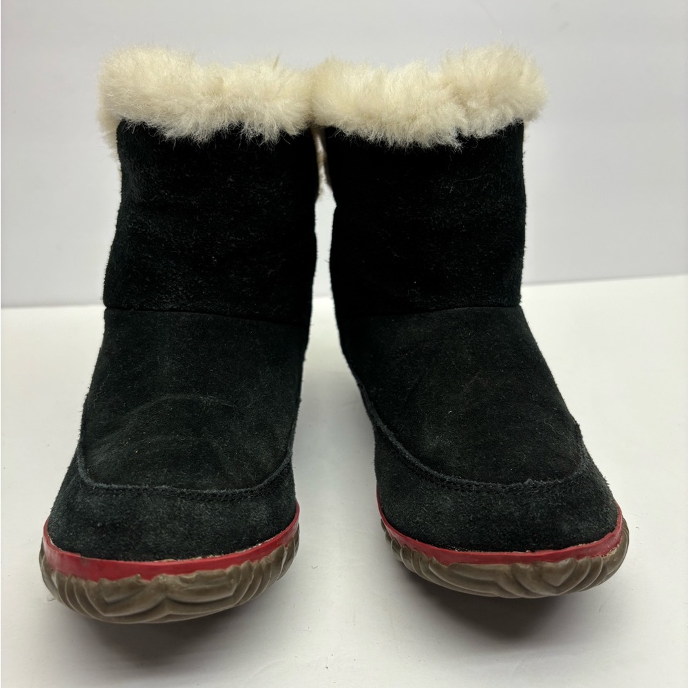 Sorel Black Suede Winter Boots with Cream Faux Fur Trim, SZ 6 women’s, box 34